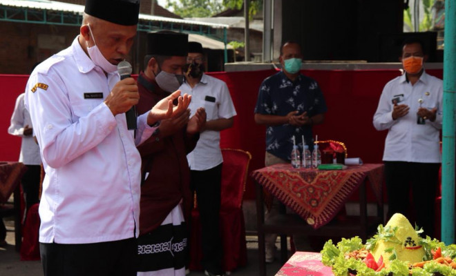 Peletakan Batu Pertama Masjid Al Mutaqqin
